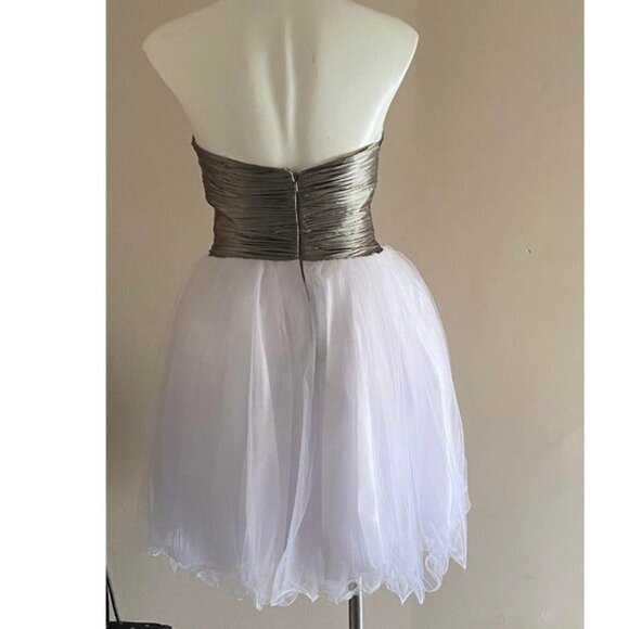 Strapless White Tulle Dress With Silver Ruched Waist & Rhinestone Accents Size12 - Picture 4 of 5